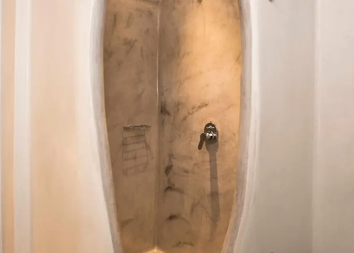 Sahas * Mykonos Town